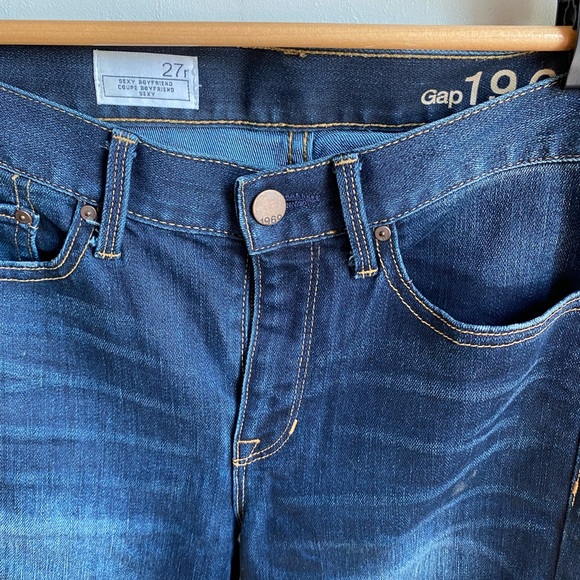 Gap Boyfriend Jeans - Picture 2 of 6